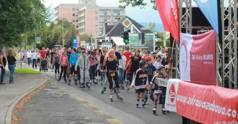 ZZrolano mesto kombi